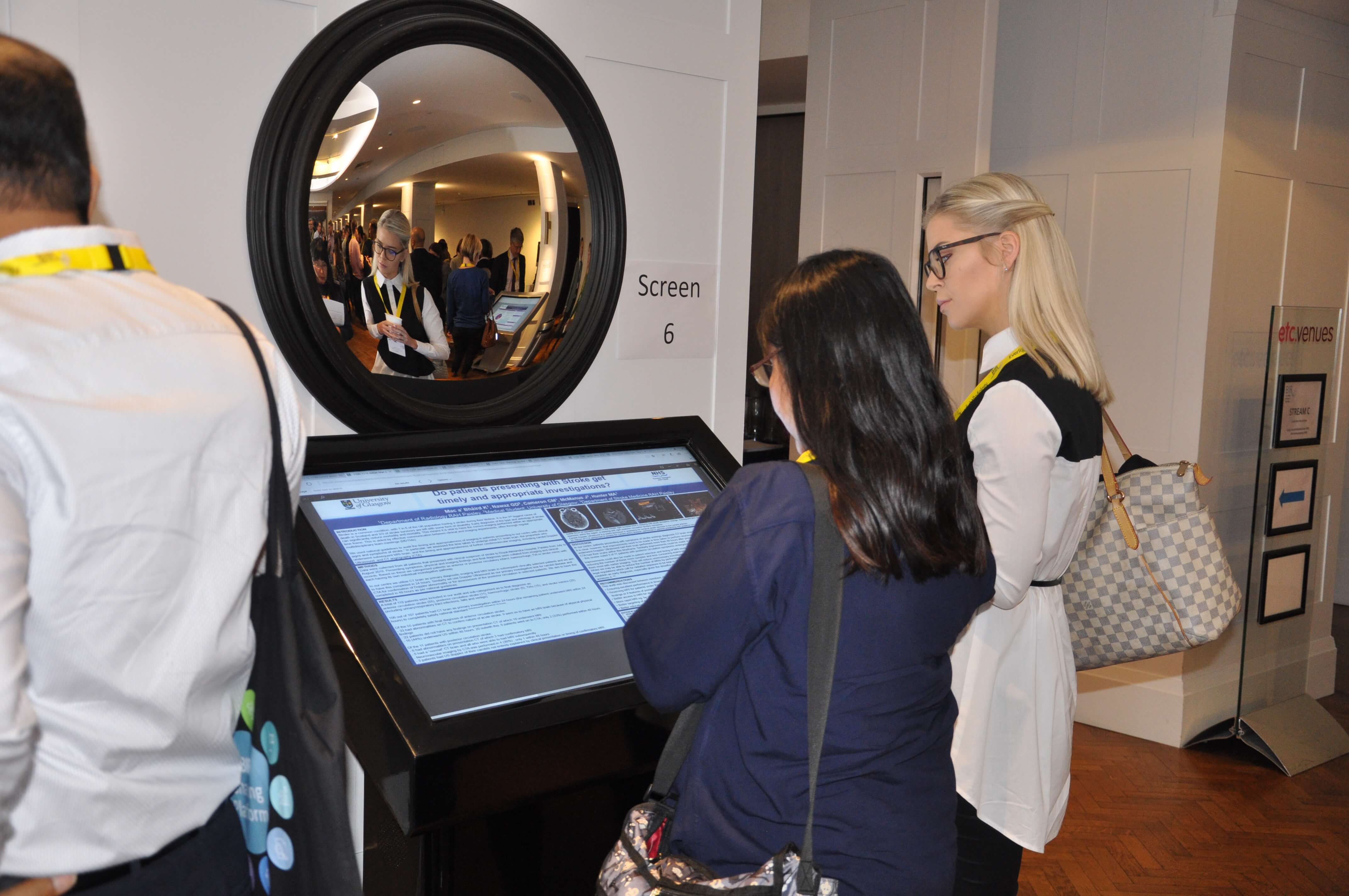 Electronic posters viewing Electronic posters viewing