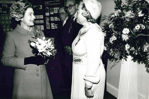 Queen opening Portland Place with Dr M Snelling_1982_3 Queen opening Portland Place with Dr M Snelling_1982_3